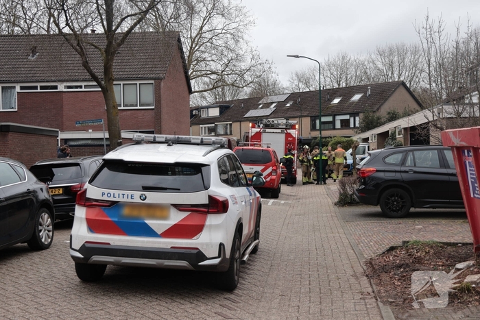 Gaslekkage in woning leidt tot spoedactie van brandweer