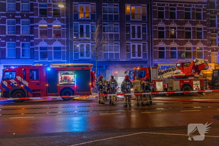Brand in fietsenwinkel na vermoedelijke accu-ontbranding