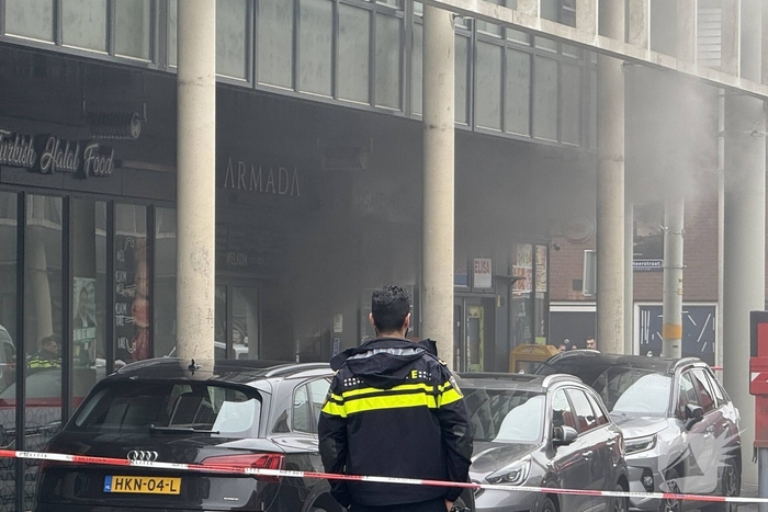 Woningbrand leidt tot grote afzetting van straat