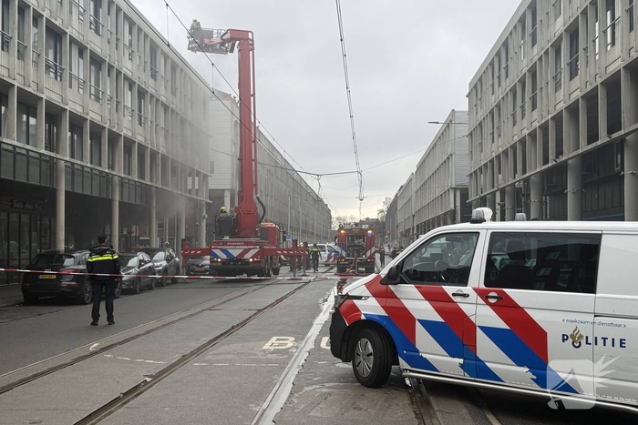 Woningbrand leidt tot grote afzetting van straat