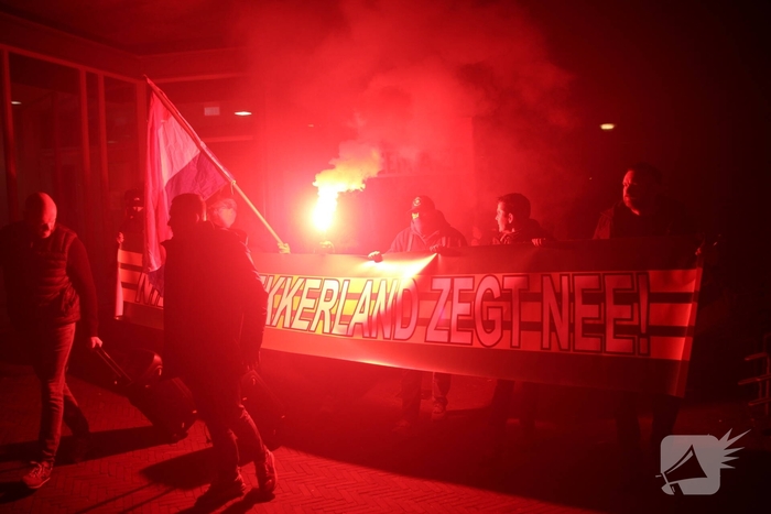 Grote opkomst bij demonstratie tegen AZC