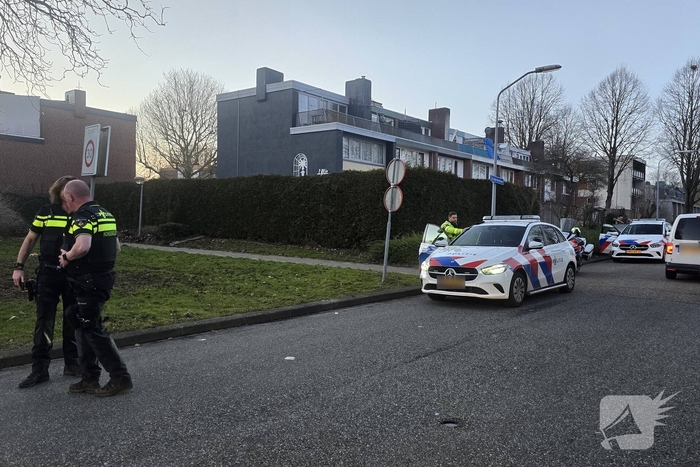 Politie massaal aanwezig bij vechtpartij in Zuiderzeewijk