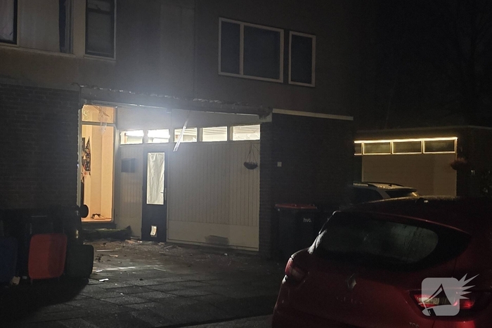 Explosie bij woning veroorzaakt schade
