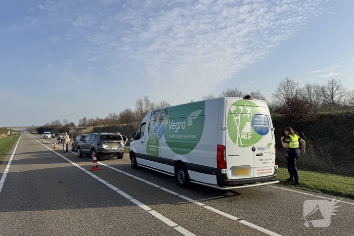 Kettingbotsing veroorzaakt verkeershinder op drukke weg