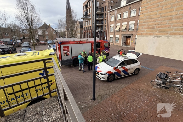 Explosie leidt tot afzetting van straat