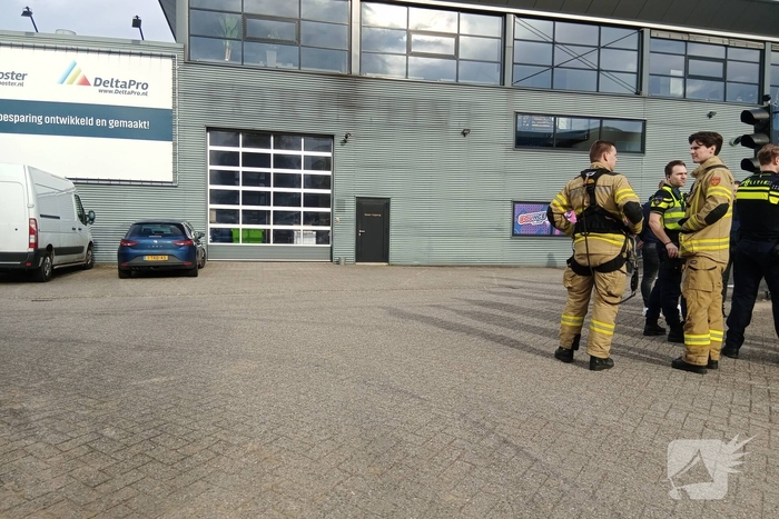 Werknemers gecontroleerd na brand in industrie