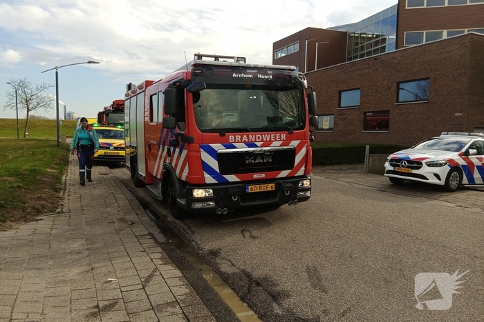 Werknemers gecontroleerd na brand in industrie
