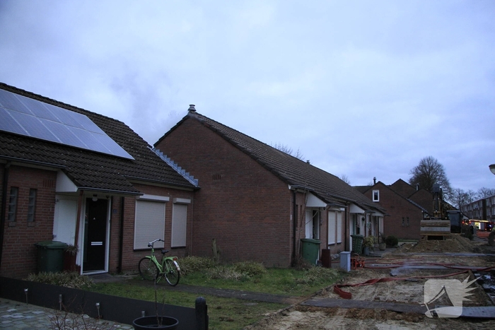 Brand op zolder van woning leidt tot ontruiming