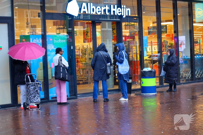 Brand in winkel leidt tot ontruiming