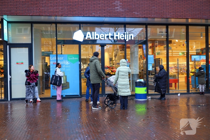 Brand in winkel leidt tot ontruiming