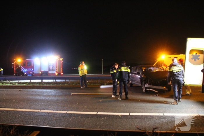Zware aanrijding op snelweg met meerdere voertuigen betrokken