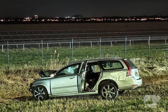 Flinke ravage na ongeval met pijlwagen, voortvluchtige bestuurder aangehouden
