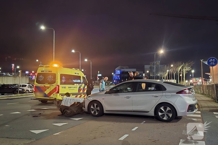 Scooterrijder gewond bij aanrijding