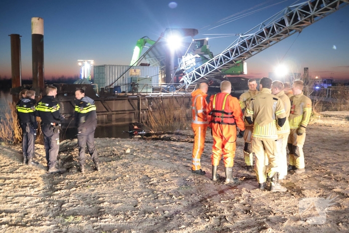 Auto te water na ongeval