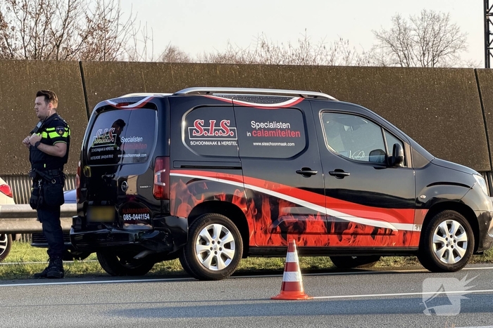 Kopstaartaanrijding zonder gewonden op drukke weg