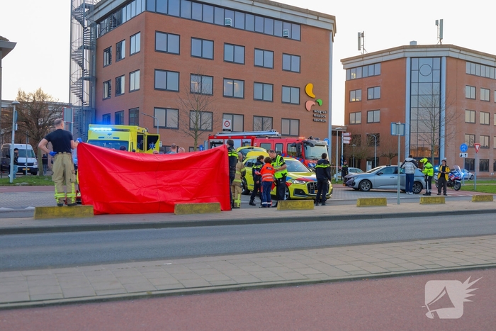 Zwaar gewonde bij aanrijding tussen auto en fiets