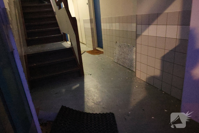 Explosie in woning leidt tot grote schade