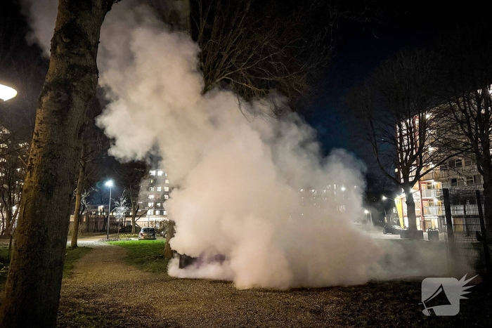 Brandweer ingezet voor brand in container
