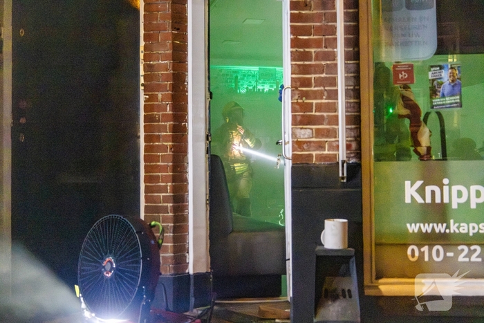 Inbraak en brandgerucht in kapperszaak