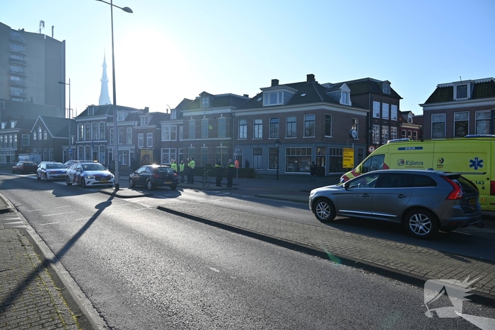 Raam van auto gesneuveld bij botsing