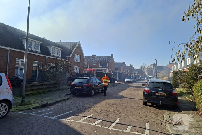 Brand in bijgebouw veroorzaakt snelle inzet brandweer