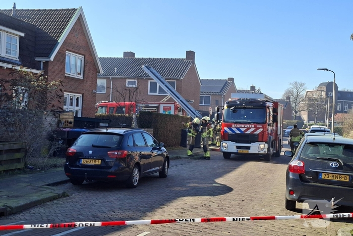 Brand in bijgebouw veroorzaakt snelle inzet brandweer