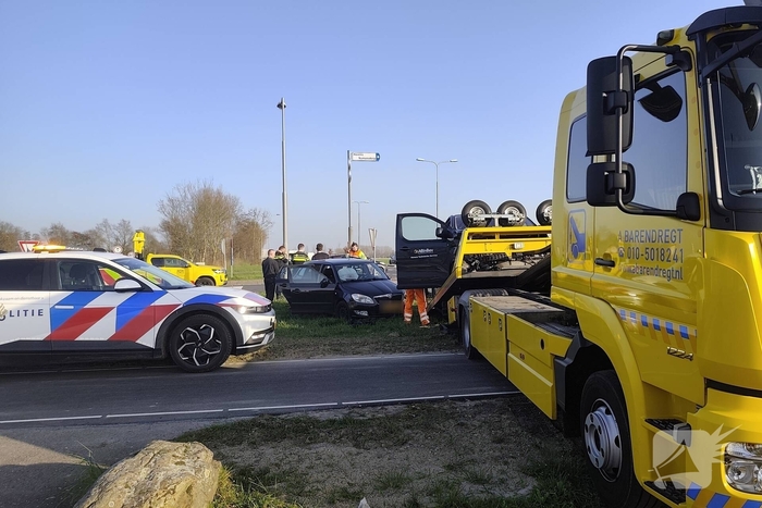 Ongeval tussen bestelbus en personenwagen