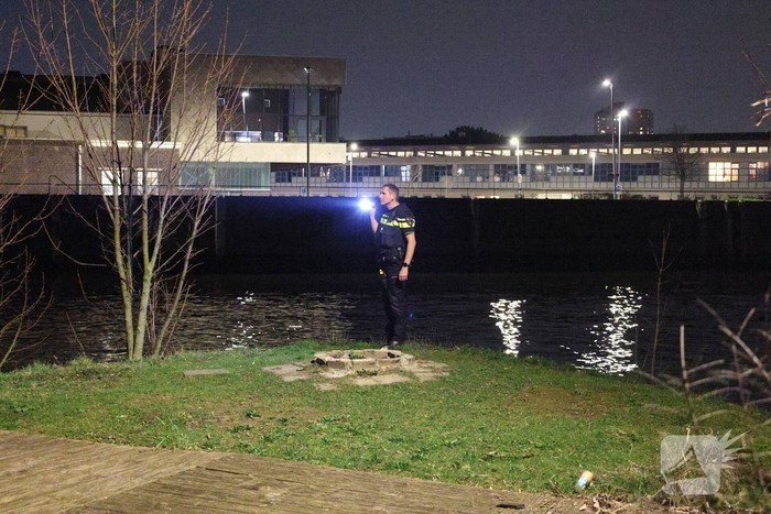 Buitenbrand aan houten pallets veroorzaakt politie- en brandweeractie