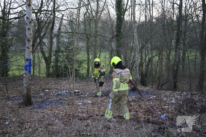Kind betrapt op steken van vuurtjes met spuitbussen