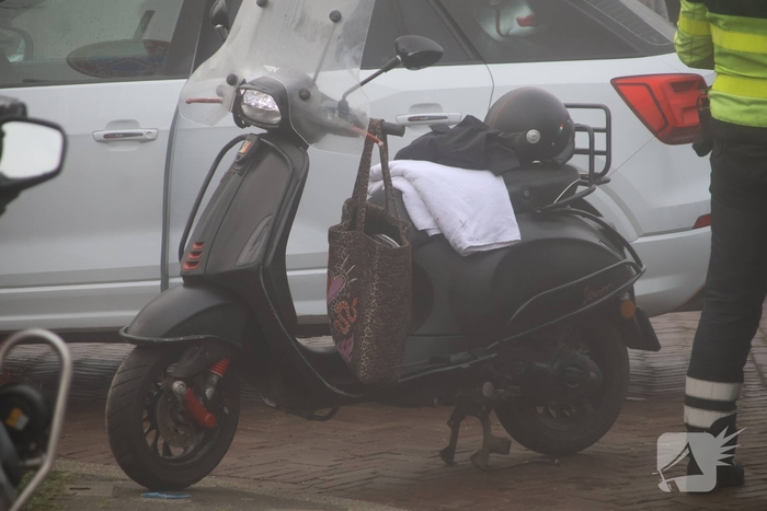 Ongeval tussen scooter en auto leidt tot gewonde