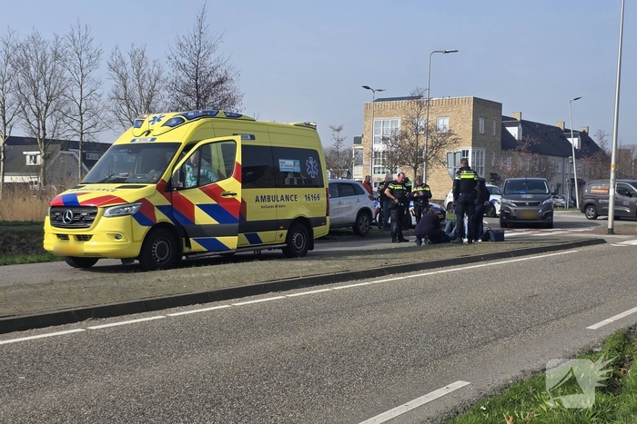 Fietser gewond bij aanrijding met auto