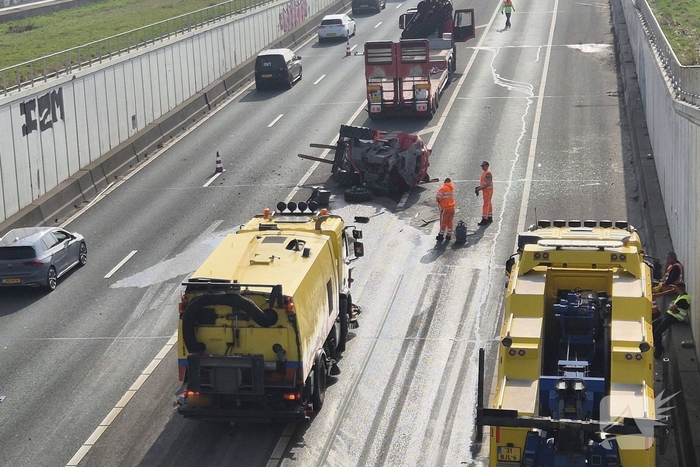Ongeval met heftruck leidt tot wegdekbeschadiging