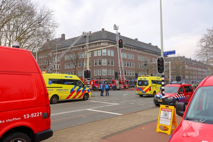 Brandgerucht bij appartementen leidt tot grote brand