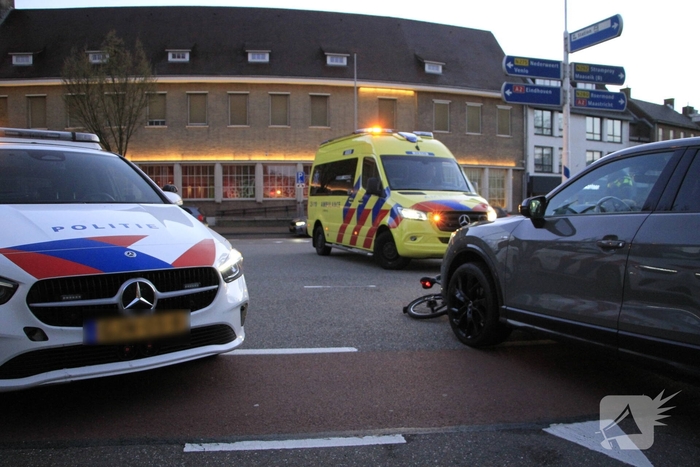 Fietser betrokken bij aanrijding met auto