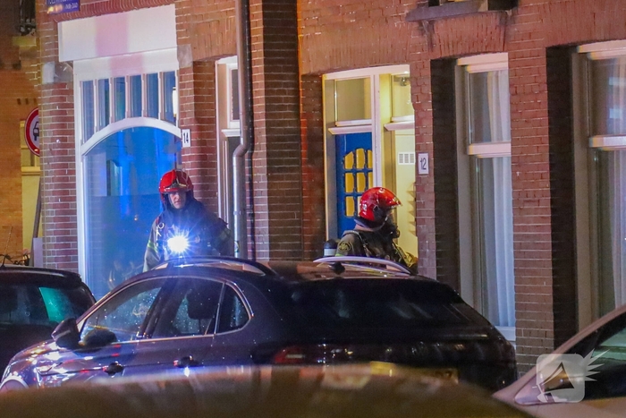Brand in etagewoning vraagt grote brandweerinzet