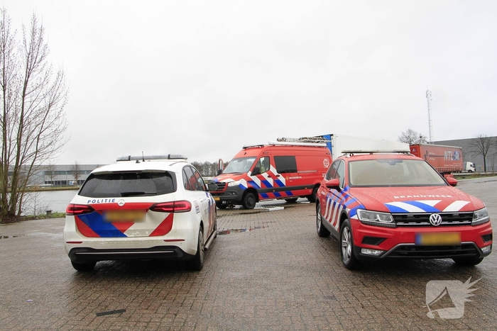 Zoektocht naar verdacht voorwerp in kanaal