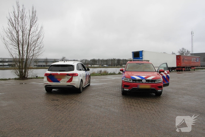 Zoektocht naar verdacht voorwerp in kanaal