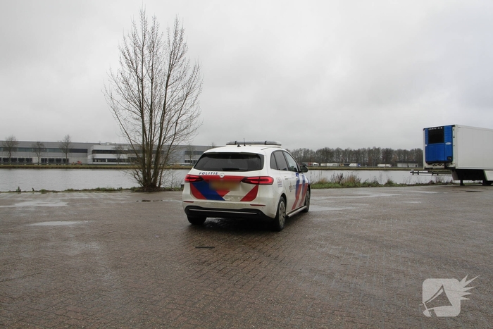 Zoektocht naar verdacht voorwerp in kanaal