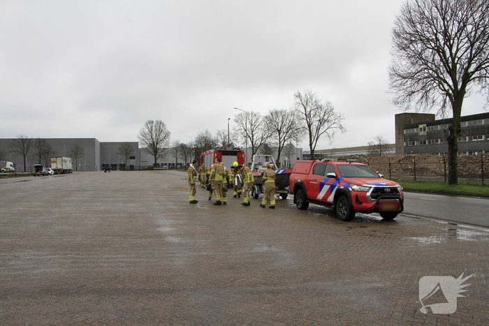 Zoektocht naar verdacht voorwerp in kanaal