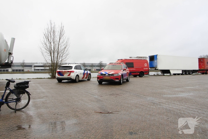 Zoektocht naar verdacht voorwerp in kanaal