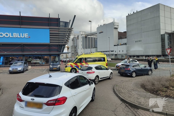 Scootmobielrijder gewond bij botsing met auto