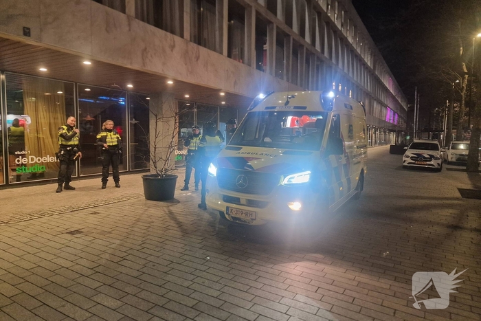 Politie legt tourniquet aan bij slachtoffer steekpartij