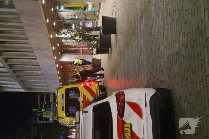 Politie legt tourniquet aan bij slachtoffer steekpartij