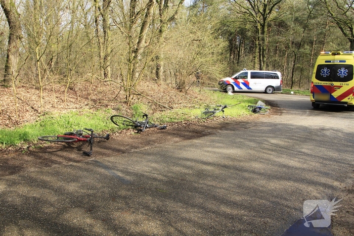 Wielrenner ernstig gewond bij aanrijding met auto