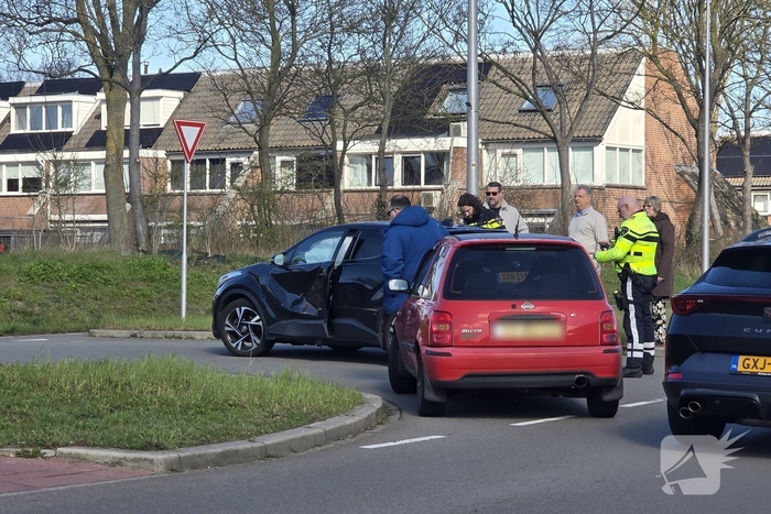 Gewonden en schade na aanrijding