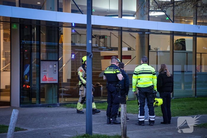 Brandende doos zorgt voor inzet brandweer