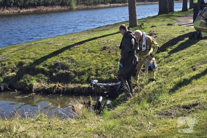 Scootmobiel te water bij incident