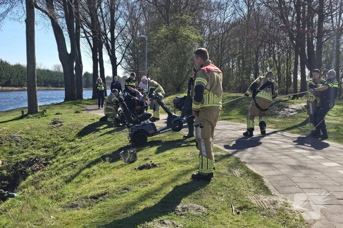 Scootmobiel te water bij incident