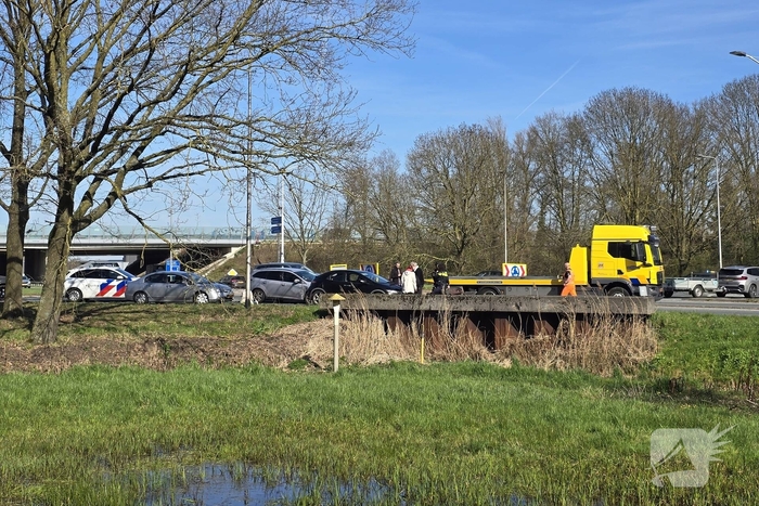 Voertuigen afgesleept na ongeval