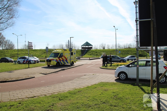 Scooterrijder gewond na aanrijding met auto